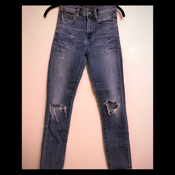 Citizens Of Humanity Denim - Citizens of Humanity Rocket Crop Distressed Jeans